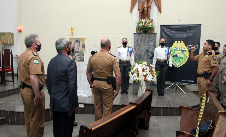 Comunidade católica do Fanny, em Curitiba, recebe Polícia Militar para celebrar os 167 anos de história da Corporação