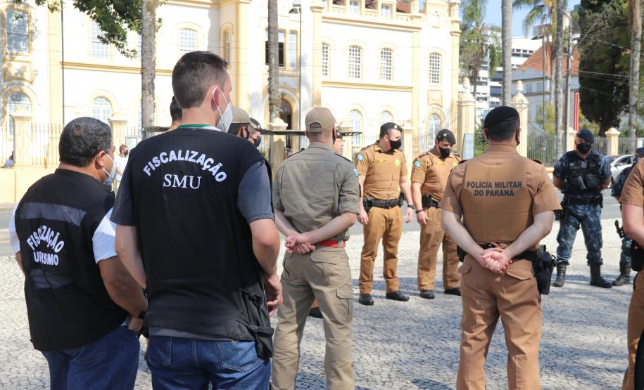 Pousadas e hotéis de alta rotatividade no Centro de Curitiba são alvo da primeira  edição da operação Centro Seguro da PM 