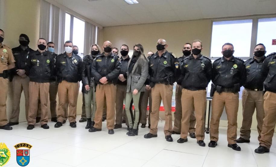 Integrantes do COPOM recebem medalha em gratidão aos serviços prestados