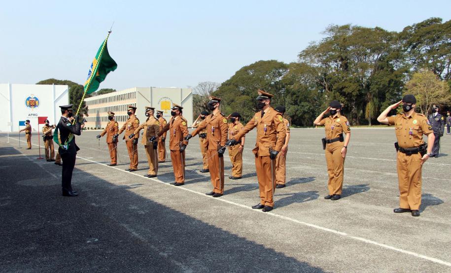 Dia do Soldado é comemorado com entrega de medalhas e homenagens a praças promovidos na APMG