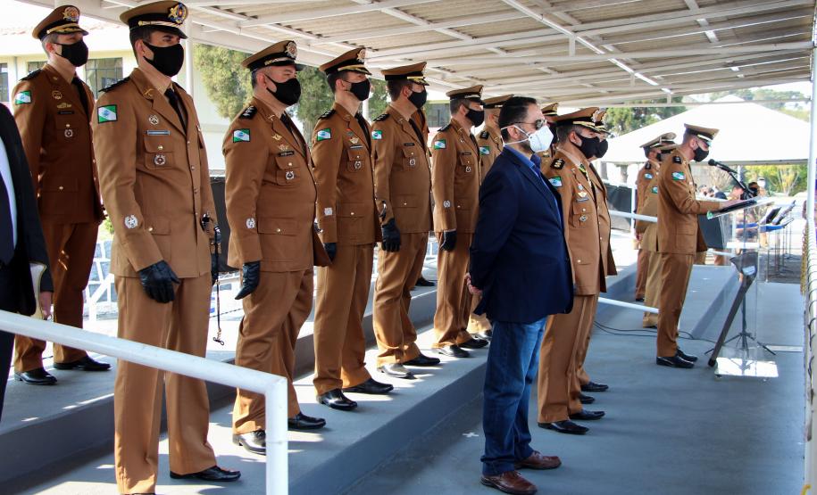 Dia do Soldado é comemorado com entrega de medalhas e homenagens a praças promovidos na APMG