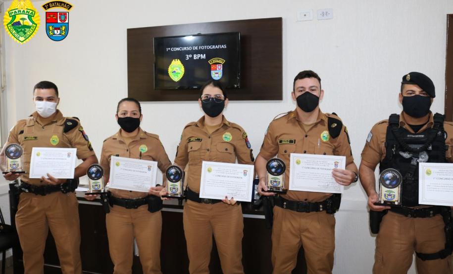 Concurso de fotografia do 3º Batalhão premia policiais vencedores em Pato Branco (PR)