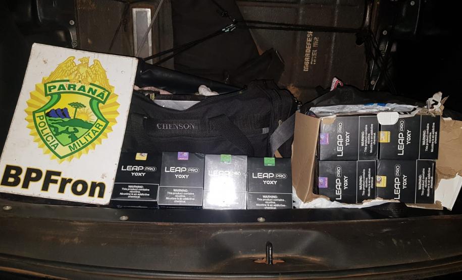 No Oeste do estado, PM e PF apreendem grande quantidade de contrabando e encaminham dois suspeitos