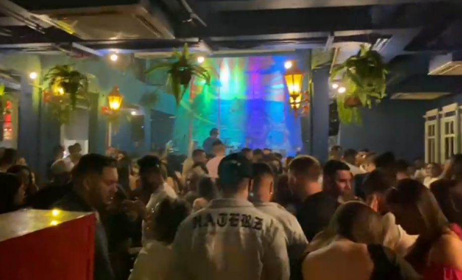 AIFU fecha 15 pontos comerciais e aplica R$ 1,4 milhão em multas neste final de semana em Curitiba