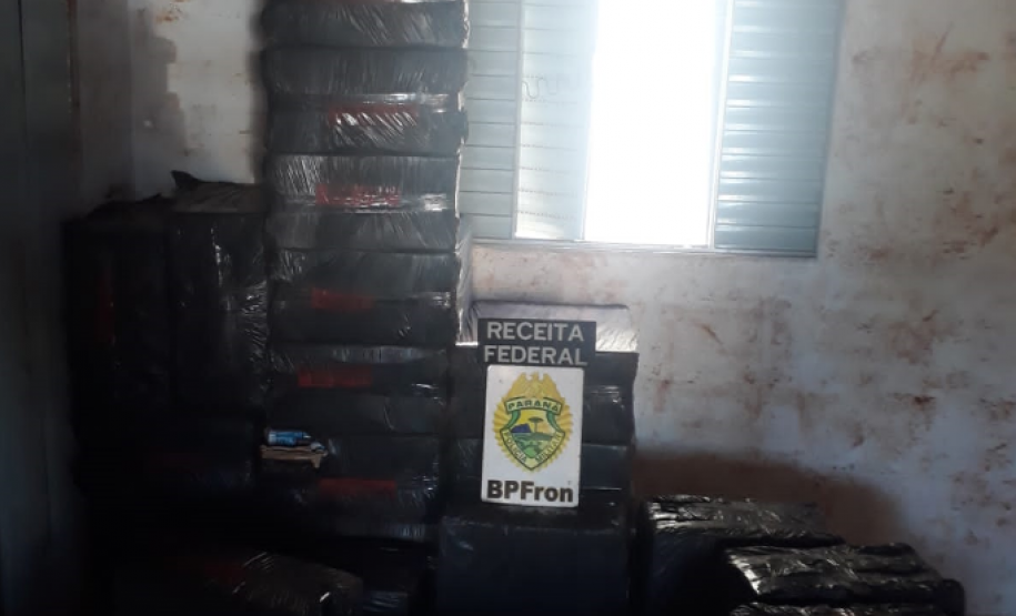 Mais de 4,7 mil pacotes de cigarros são apreendidos pelo BPFRON em Itaipulândia e Nova Santa Rosa