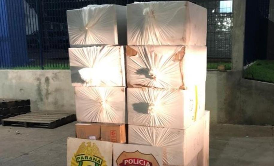 Operação Hórus: Policiais militares e federais apreendem mais de 300 quilos de maconha e 600 pacotes de cigarro contrabandeado, no Oeste do Paraná
