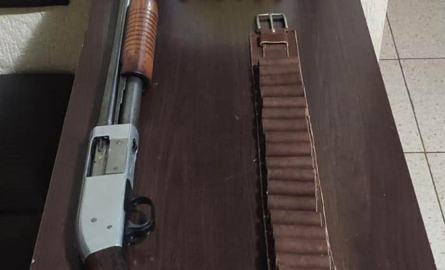 Durante ações distintas, Polícia Militar encaminha cinco pessoas, apreende arma de fogo e recupera frangos e ração furtados, no Sudoeste paranaense