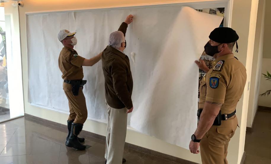 BPTran parabeniza militares estaduais e resgata histórico da unidade com painel de fotografias