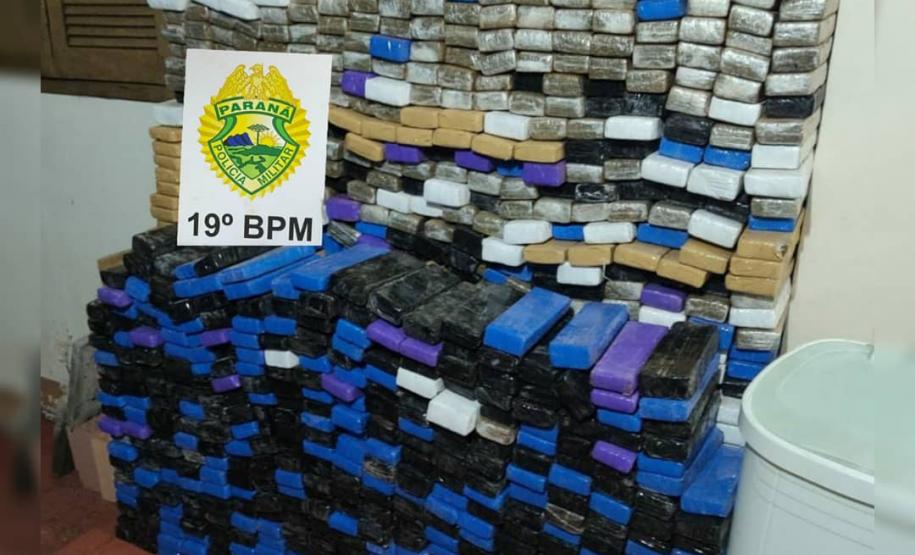 PM apreende 1,7 tonelada de maconha em Cafelândia (PR)