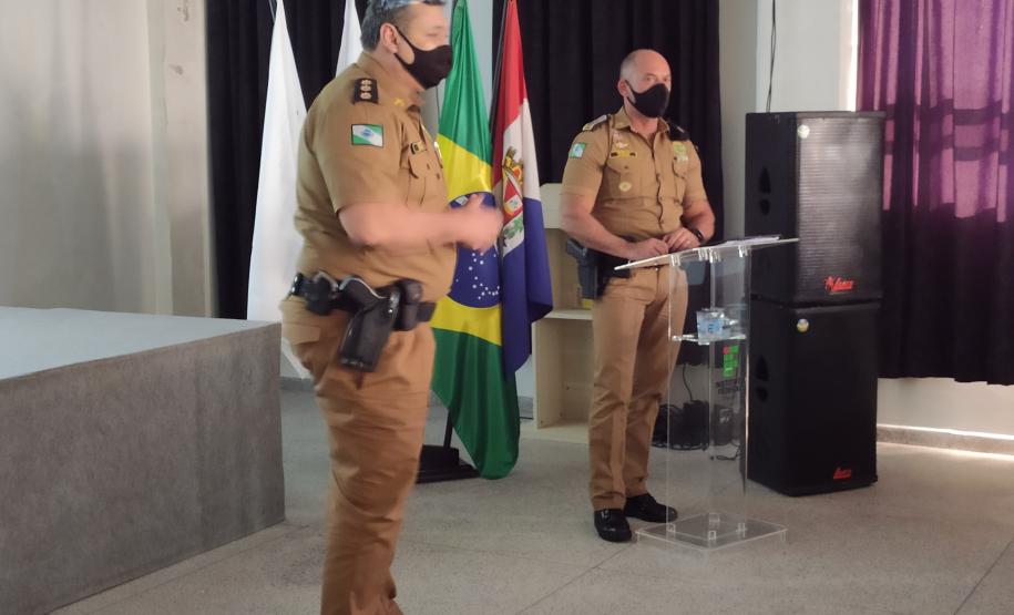 Nos Campos Gerais, Comandante-Geral fala com o efetivo e aproxima Corporação dos municípios