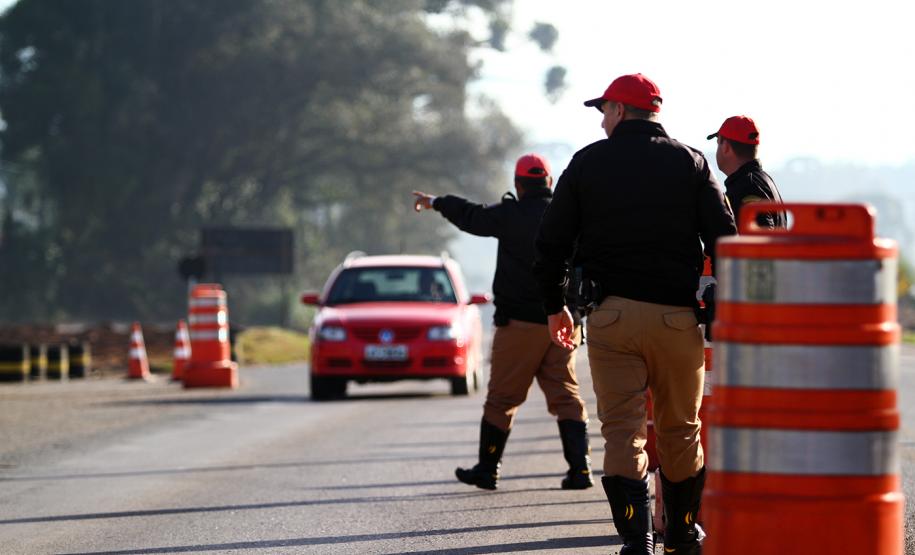 Mortes nas rodovias estaduais caem quase pela metade no feriado da Independência