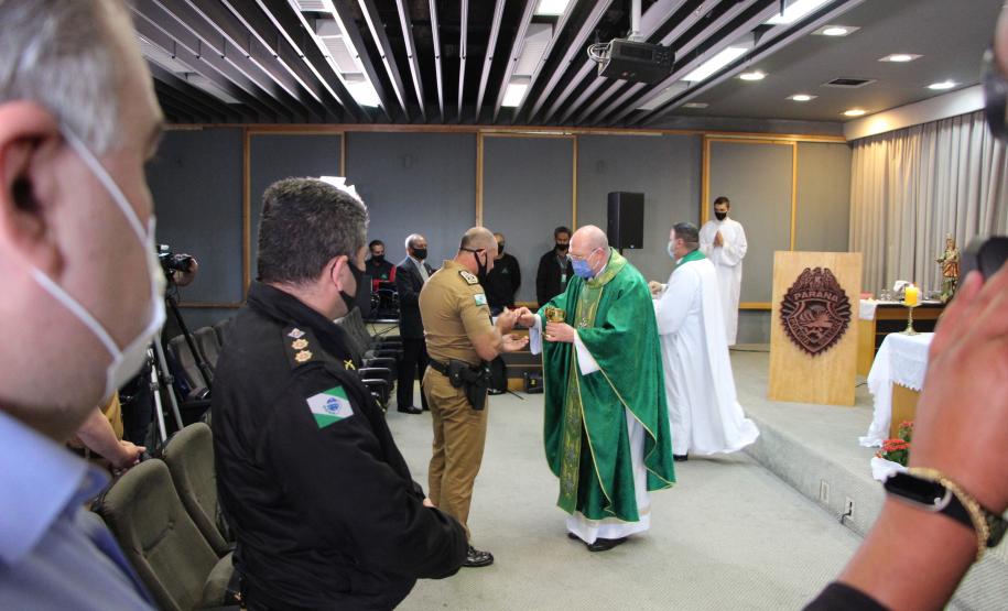Arquidiocese de Curitiba reforça parceria com a PM e disponibiliza assistência religiosa para policiais militares