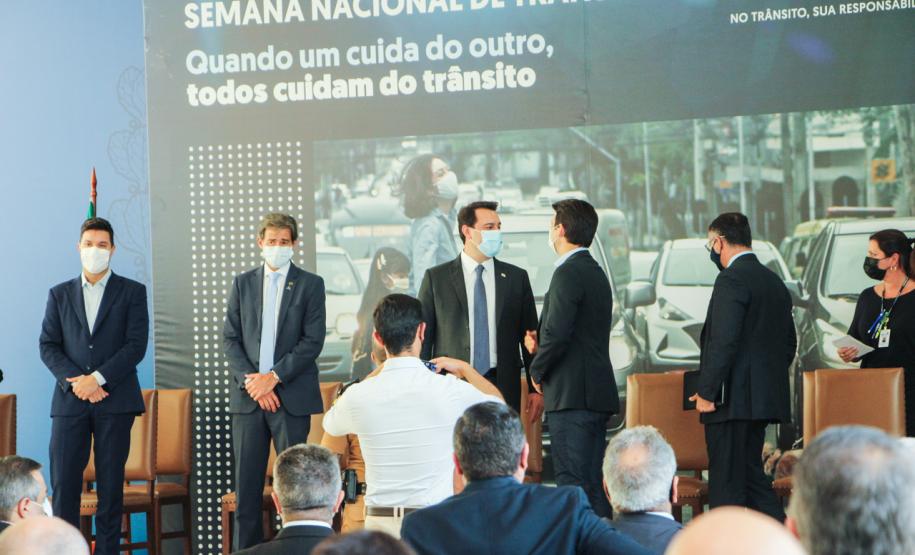 Polícia Militar e Corpo de Bombeiros iniciam as atividades da Semana Nacional do Trânsito no Paraná