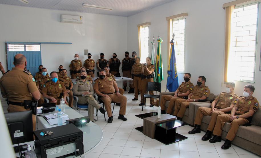 Comandante-Geral da PM visita unidade em Irati (PR)