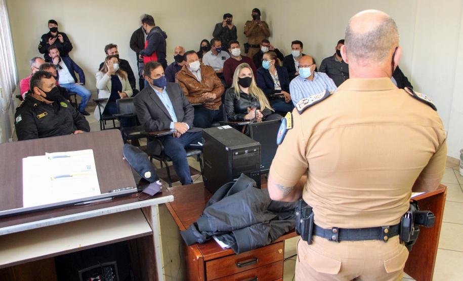 Em União da Vitória, Comandante-Geral conversa com praças e oficiais e recebe prefeitos no 27° Batalhão