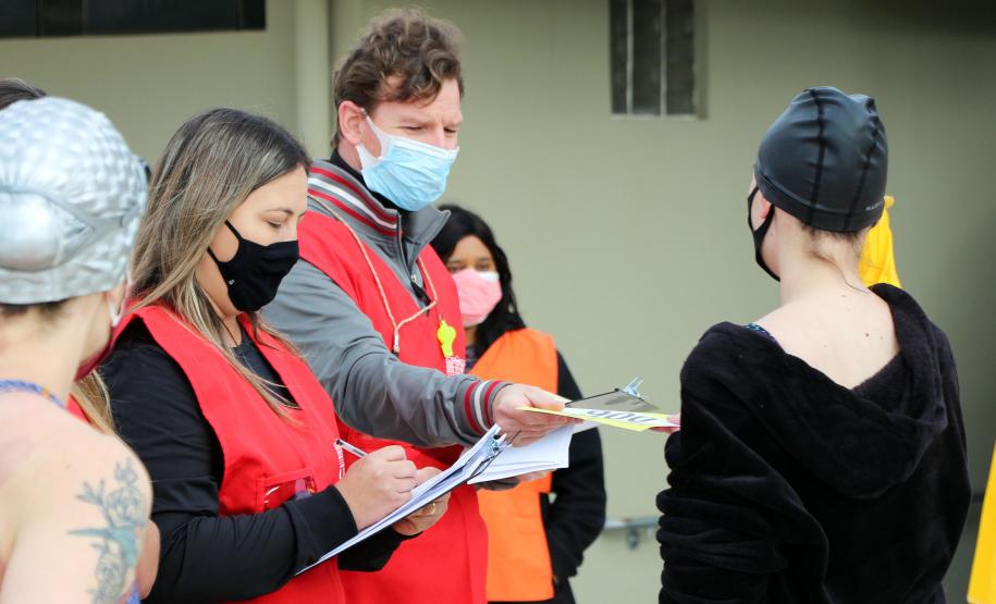 Candidatos ao concurso de novos soldados bombeiros militares fazem o Teste de Habilidade Específica (THE) em todo o estado