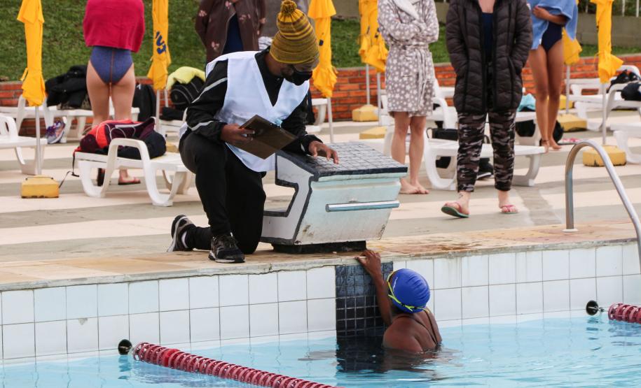 Candidatos ao concurso de novos soldados bombeiros militares fazem o Teste de Habilidade Específica (THE) em todo o estado