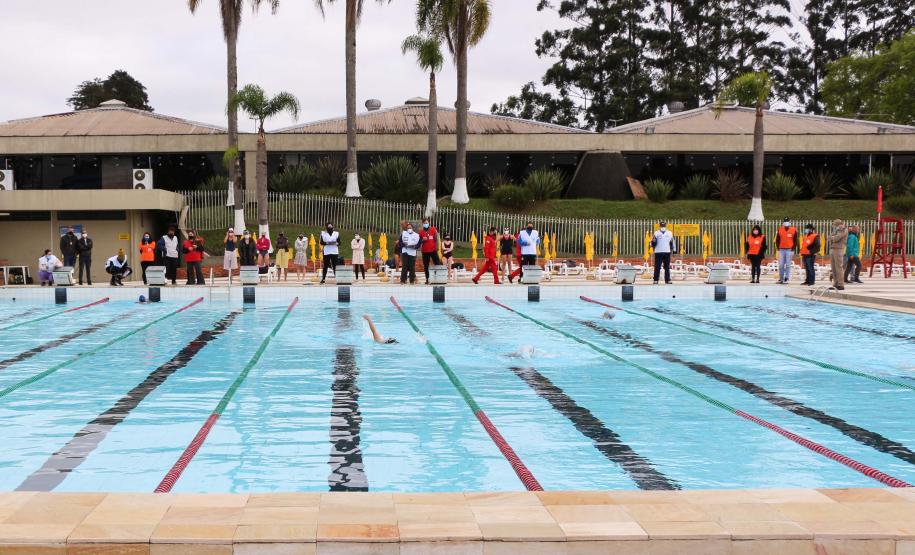 Candidatos ao concurso de novos soldados bombeiros militares fazem o Teste de Habilidade Específica (THE) em todo o estado