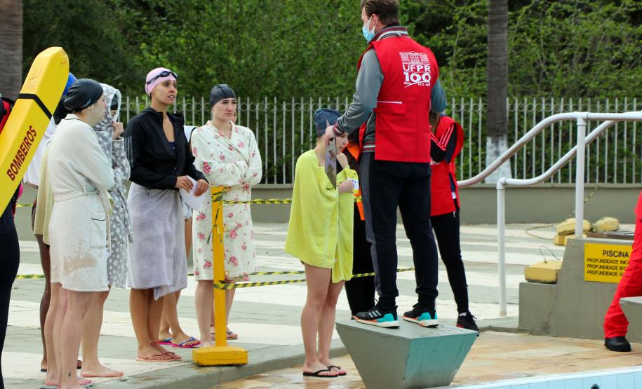 Candidatos ao concurso de novos soldados bombeiros militares fazem o Teste de Habilidade Específica (THE) em todo o estado