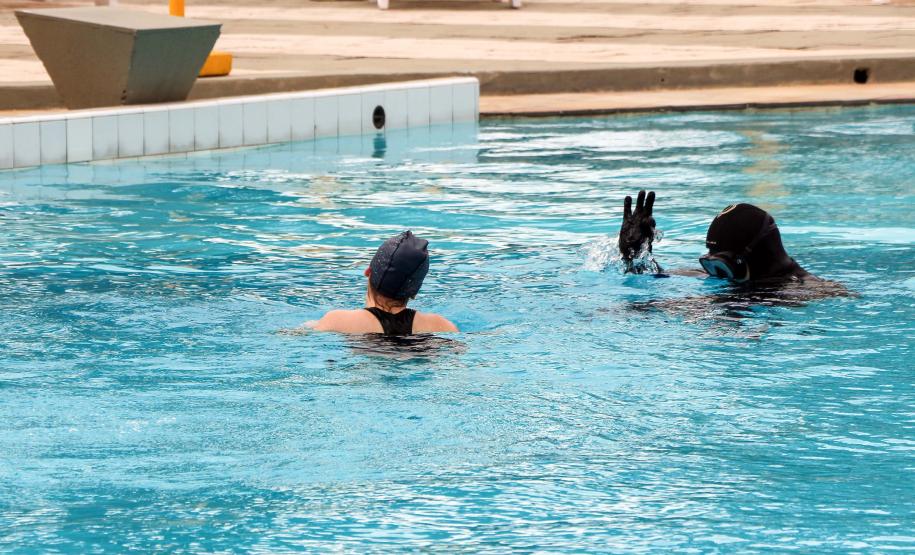 Candidatos ao concurso de novos soldados bombeiros militares fazem o Teste de Habilidade Específica (THE) em todo o estado