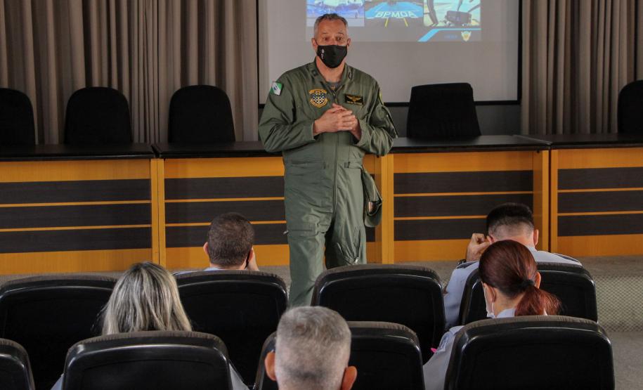 Polícia Militar do Paraná recebe comitiva do Curso de Aperfeiçoamento de Oficiais (CAO) da Polícia Militar de São Paulo (PMESP)