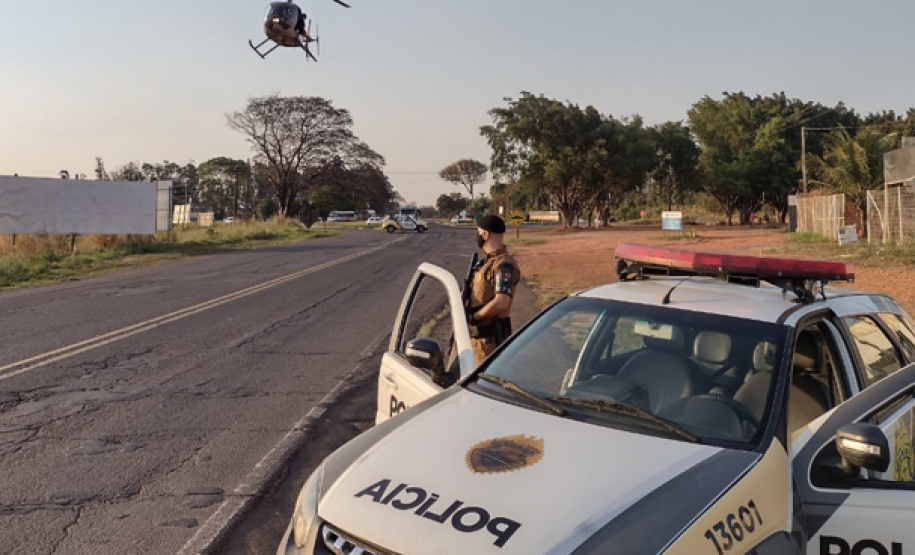 PM concentra reforços para reprimir ataques coordenados contra bancos e unidades policiais no Noroeste do estado