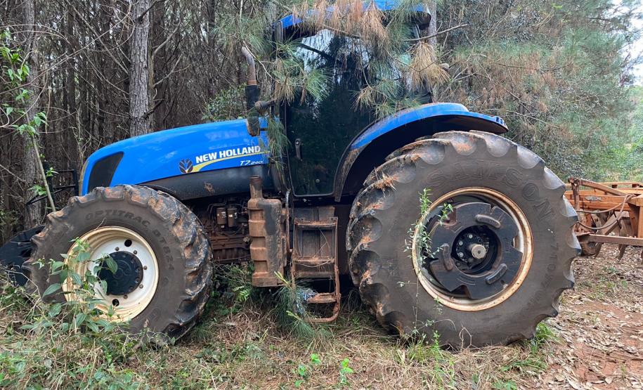 Tratores são recuperados pela PM no Interior do estado