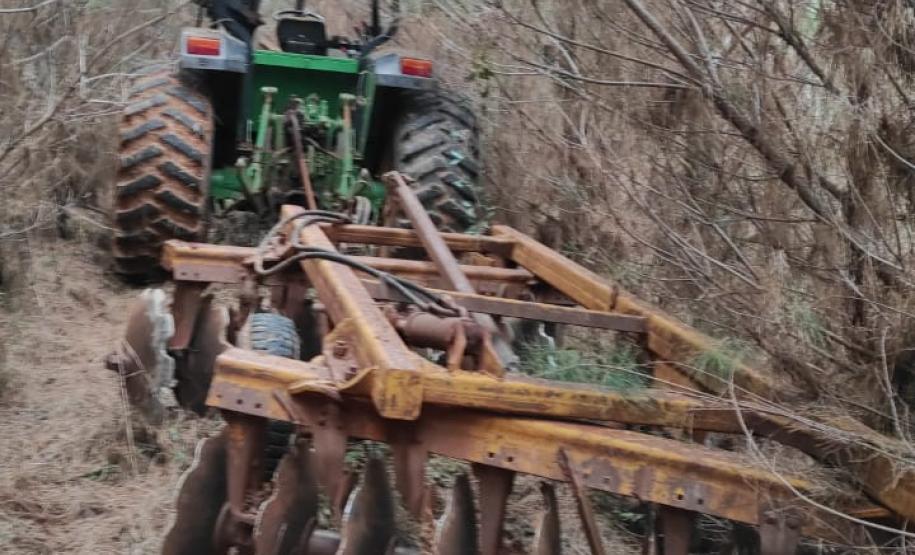 Tratores são recuperados pela PM no Interior do estado