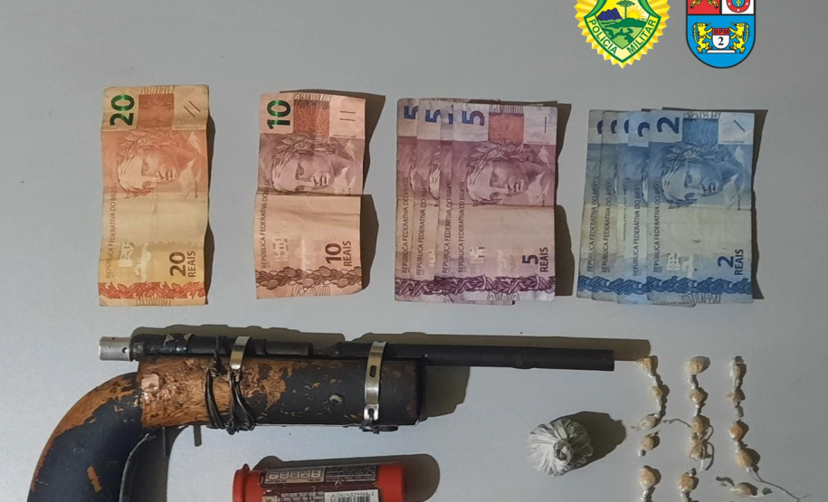 Em situações distintas, PM encaminha cinco pessoas, apreende crack e recupera quadriciclo no Norte do estado