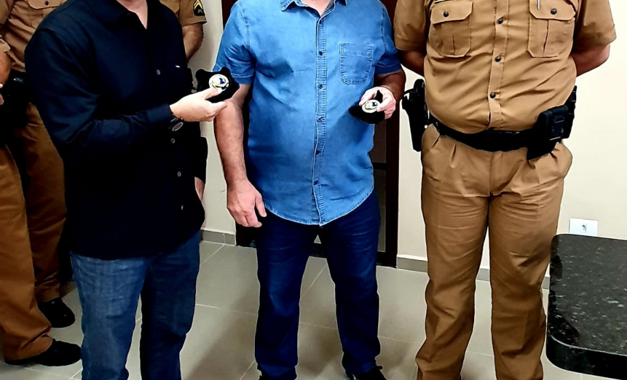 Policiais militares são homenageados ao entrarem para a Reserva Remunerada no Litoral do estado