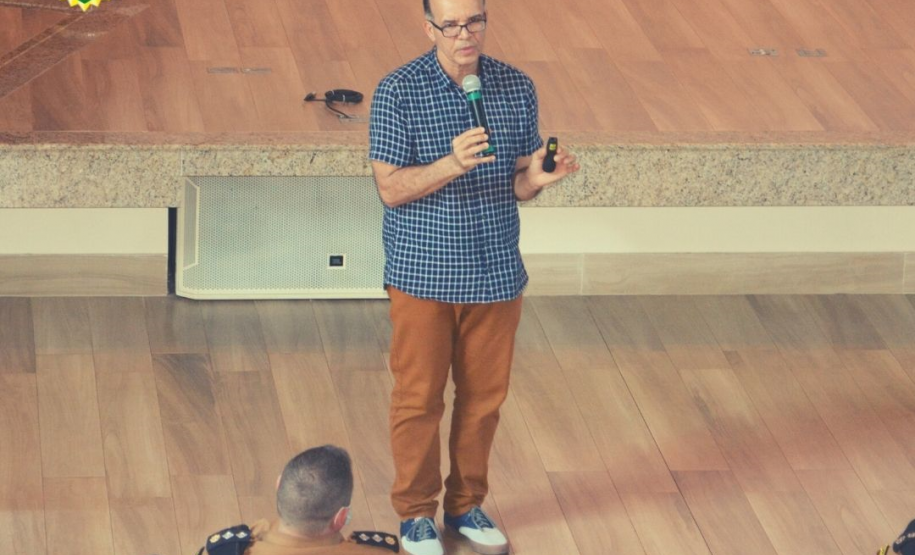 Prevenção e manejo do comportamento suicida é tema de palestra para policiais militares no Noroeste do estado