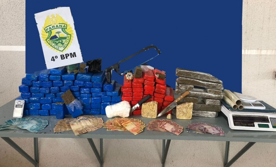 Mais de 70 quilos de drogas e 481 comprimidos de ecstasy são apreendidos pela PM no Noroeste do estado