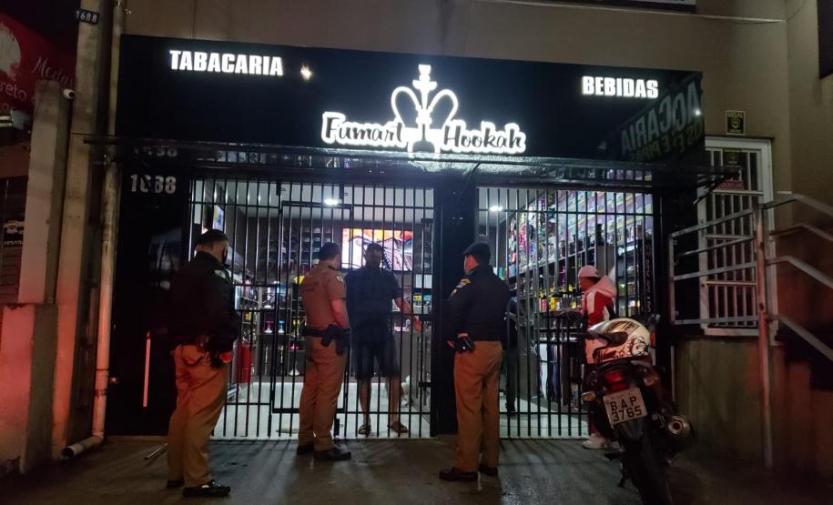 Cinco pontos comerciais são fechados e R$165 mil em multas são aplicados durante operação da AIFU