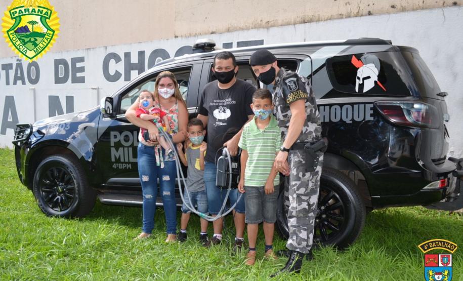 Batalhão da PM de Maringá (PR) recebe crianças e adolescentes da instituição Casa da Criança