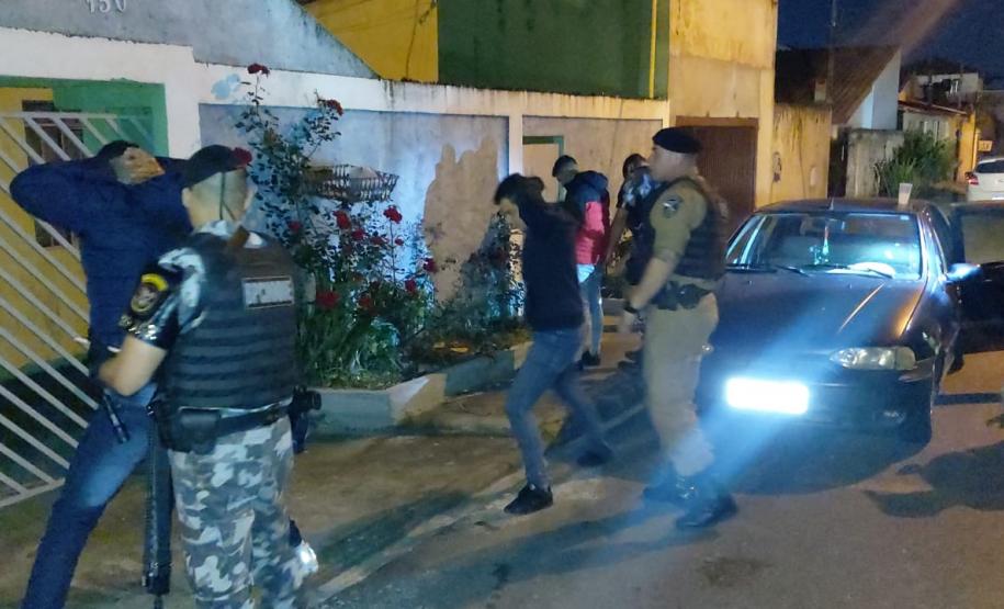 No Noroeste do estado, PM encaminha cinco por uso de drogas durante a operação Fecha Quartel III