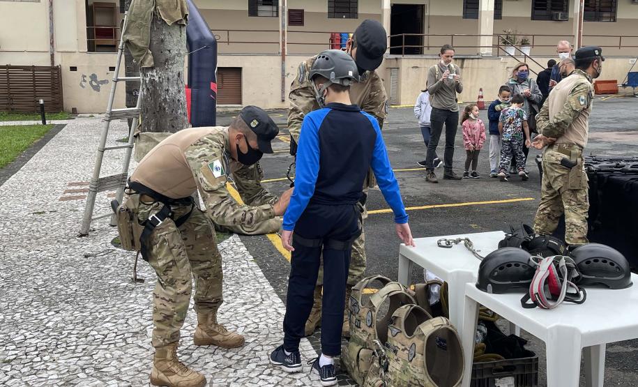 Comemoração de Dia das Crianças abre o Quartel do Comando-Geral para a comunidade em Curitiba