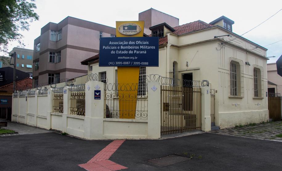 Alto-Comando da PMPR faz visita de cortesia à Presidente da ASSOFEPAR