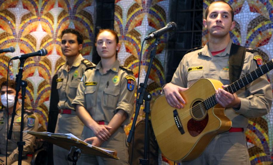 Missa de Ação de Graça comemora 109 anos do Corpo de Bombeiros do Paraná