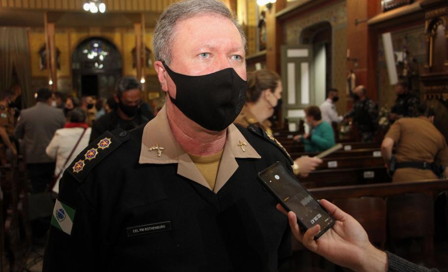 Missa de Ação de Graças celebra a vida dos policiais militares e veteranos são homenageados na Capital