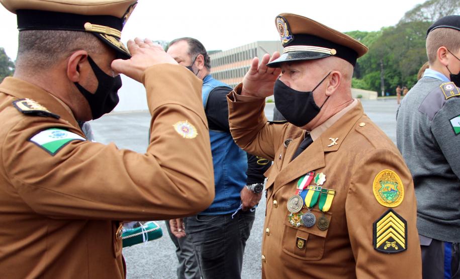 Polícia Militar cultua Dia do Veterano e inaugura espaço no Quartel do Comando-Geral, em Curitiba