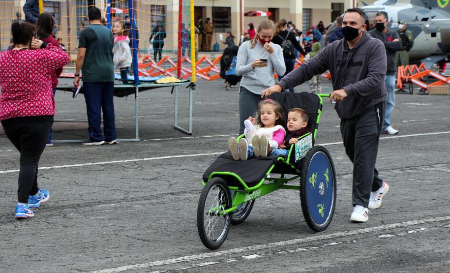 Comemoração de Dia das Crianças abre o Quartel do Comando-Geral para a comunidade em Curitiba
