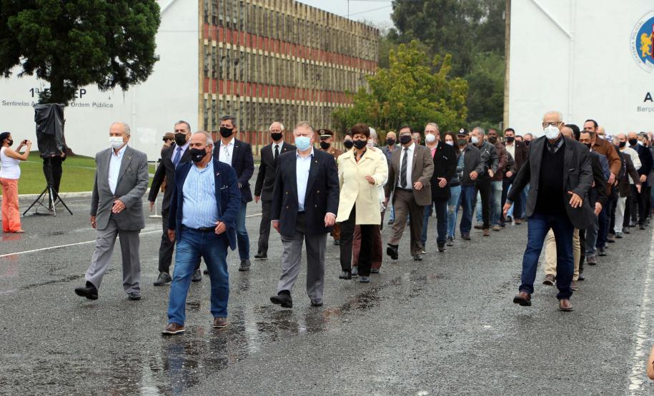 Polícia Militar cultua Dia do Veterano e inaugura espaço no Quartel do Comando-Geral, em Curitiba