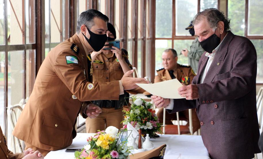 Polícia Militar cultua Dia do Veterano e inaugura espaço no Quartel do Comando-Geral, em Curitiba