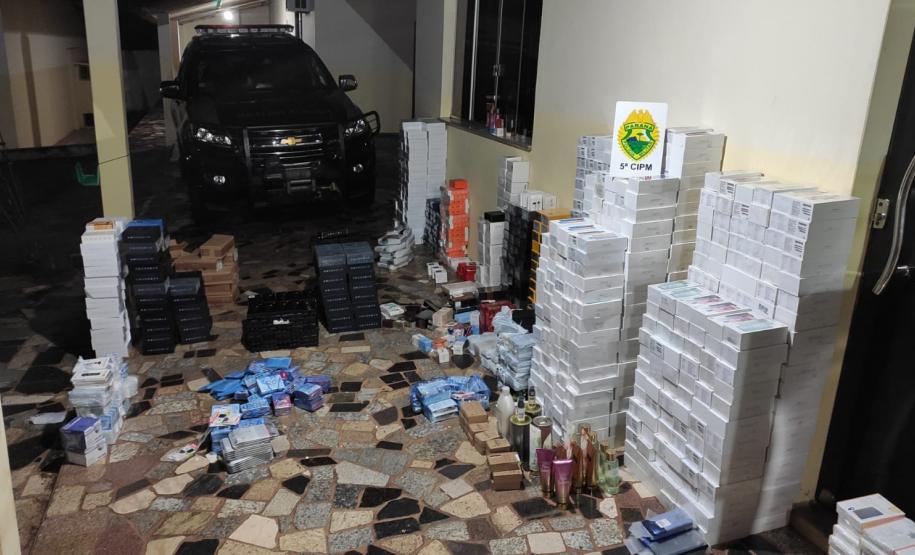 PM apreenderam uma carga de eletrônicos avaliada em mais de R$ 1 milhão no Noroeste do estado