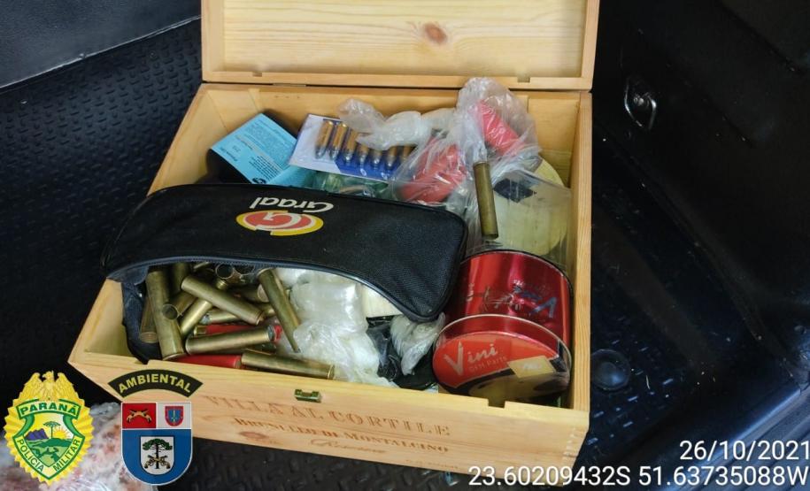 Força Verde encaminha suspeito de comercializar carne de animais silvestres em Jandaia do Sul; Quatro armas de fogo foram apreendidas na ação