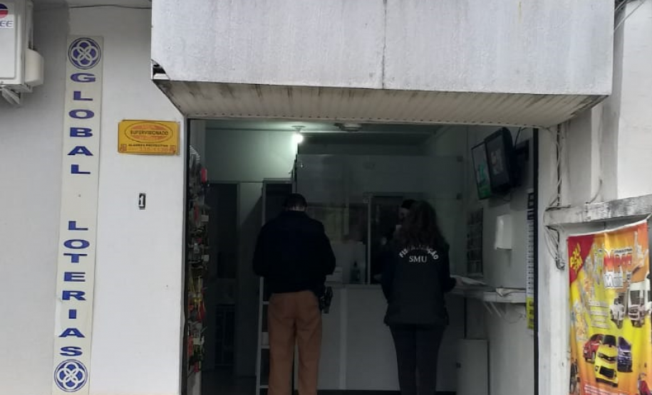 AIFU flagra jogo de azar e contrabando durante operação em Curitiba