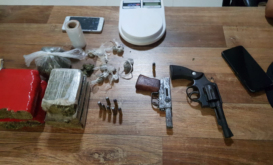 Grupo que praticava roubos, tráfico de drogas e fazia ameaças a moradores é desmantelado pela PM no Noroeste do estado