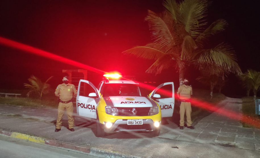 Operação Maré Alta da Polícia Militar leva segurança ao litoral com prisão de marginais e apreensão de armas