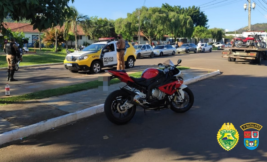 No Norte Pioneiro, PM apreende 10 veículos e 930 gramas de maconha em situações distintas