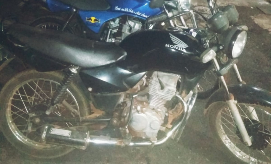 No Norte Pioneiro, PM apreende 10 veículos e 930 gramas de maconha em situações distintas